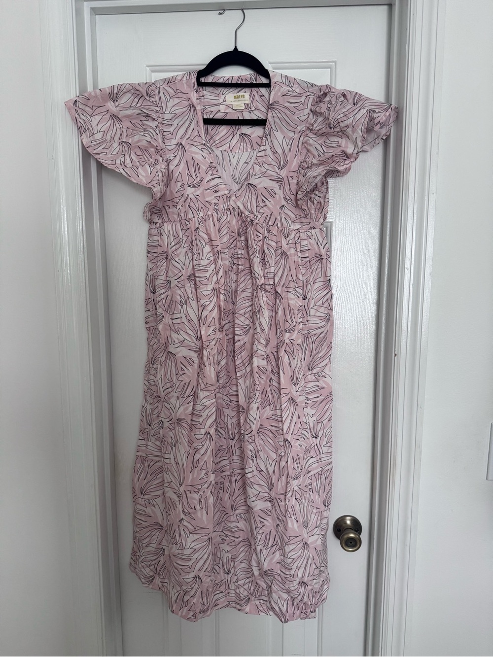 Maeve Blush Pink Floral V-Neck Midi Dress - Picture 2 of 4
